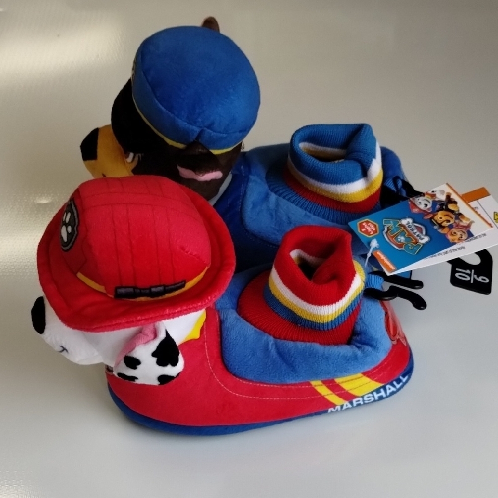 Paw Patrol Plush Slippers - Blue and Red - Picture 4 of 8
